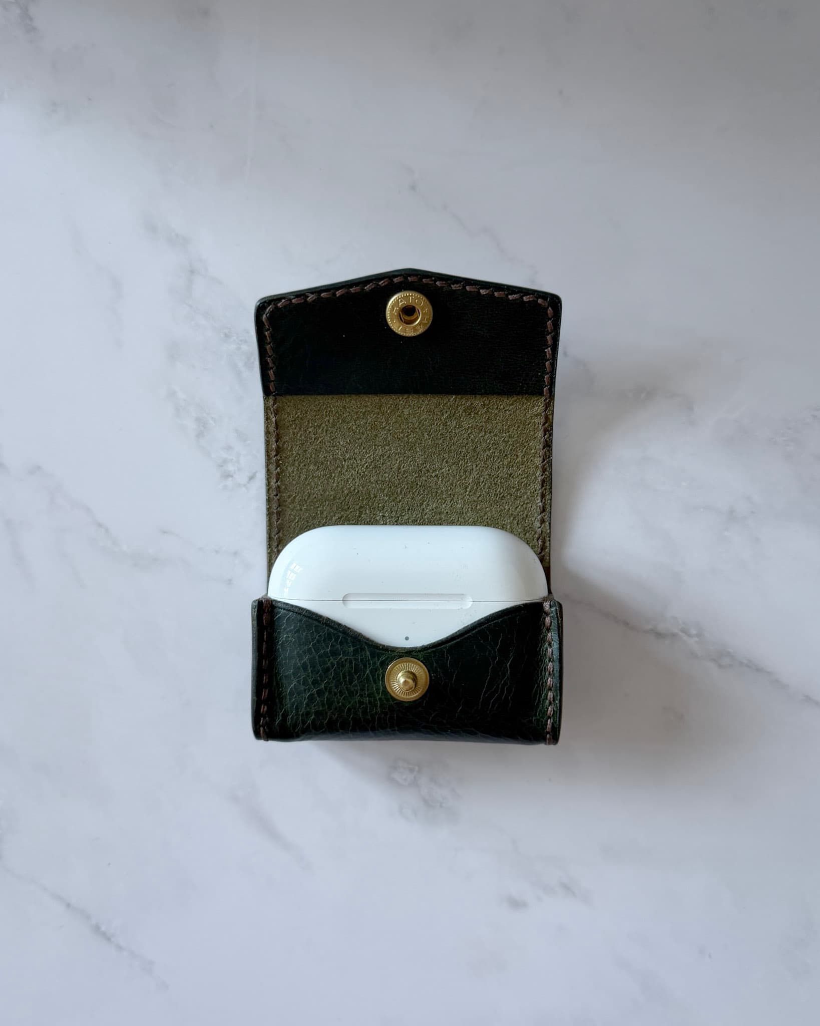 AirPods Case, view 4 of 4